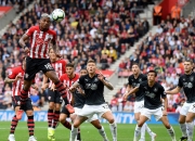 三亿体育体育培训-伯恩茅斯主场失利，保级形势堪忧的简单介绍