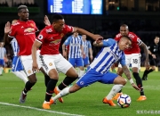 三亿体育体育活动-曼联主场完胜，球队全力冲击前四