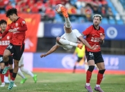 三亿体育体育app-惊险刺激的对决，球队最终取胜