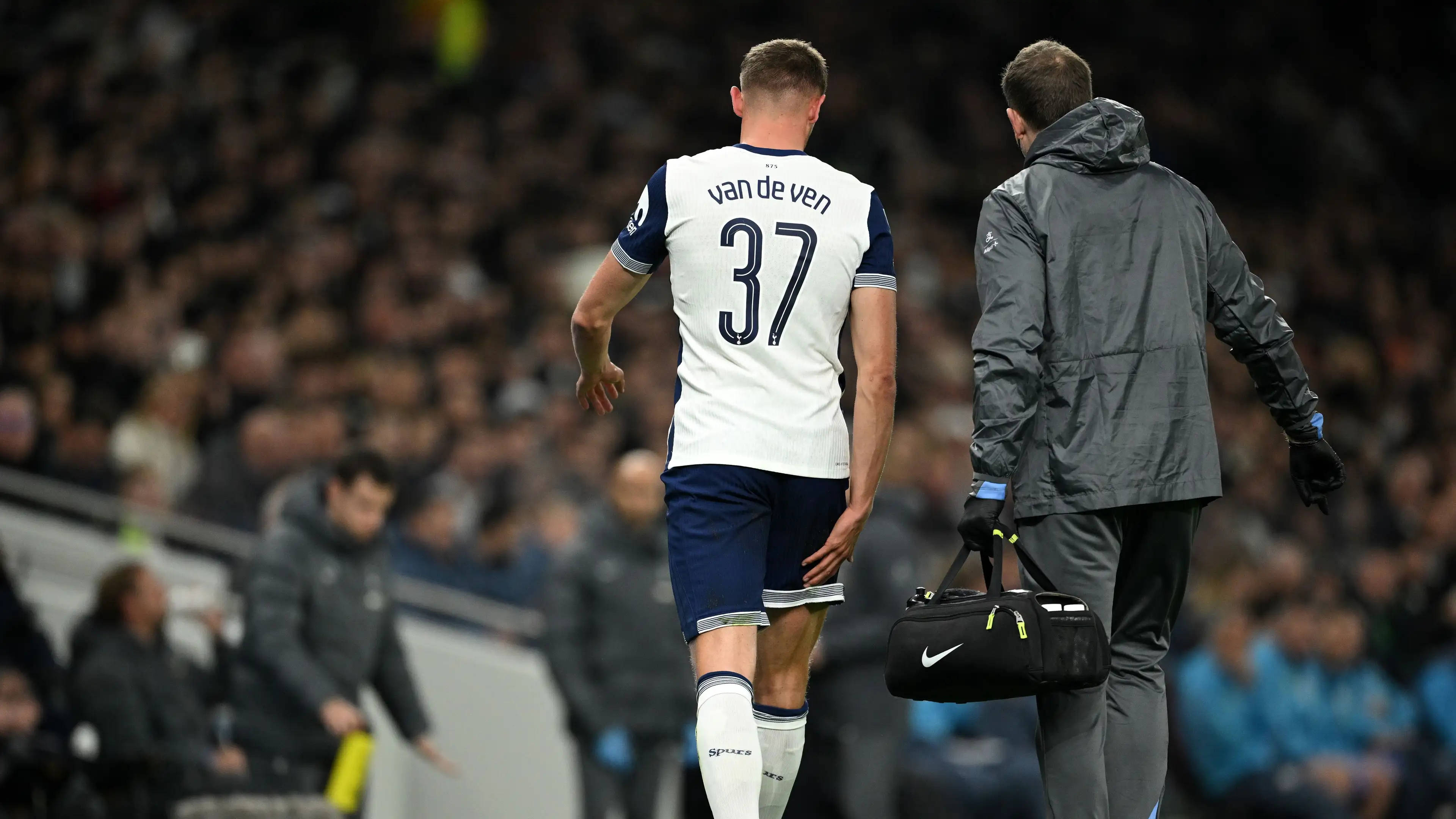 热刺中场受伤,排除缺阵可能性 热刺中场受伤,排除缺阵可能性