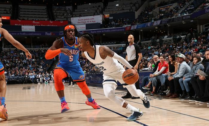 包含华连主场爆冷输球，意外惨遭敌手逆转！的词条