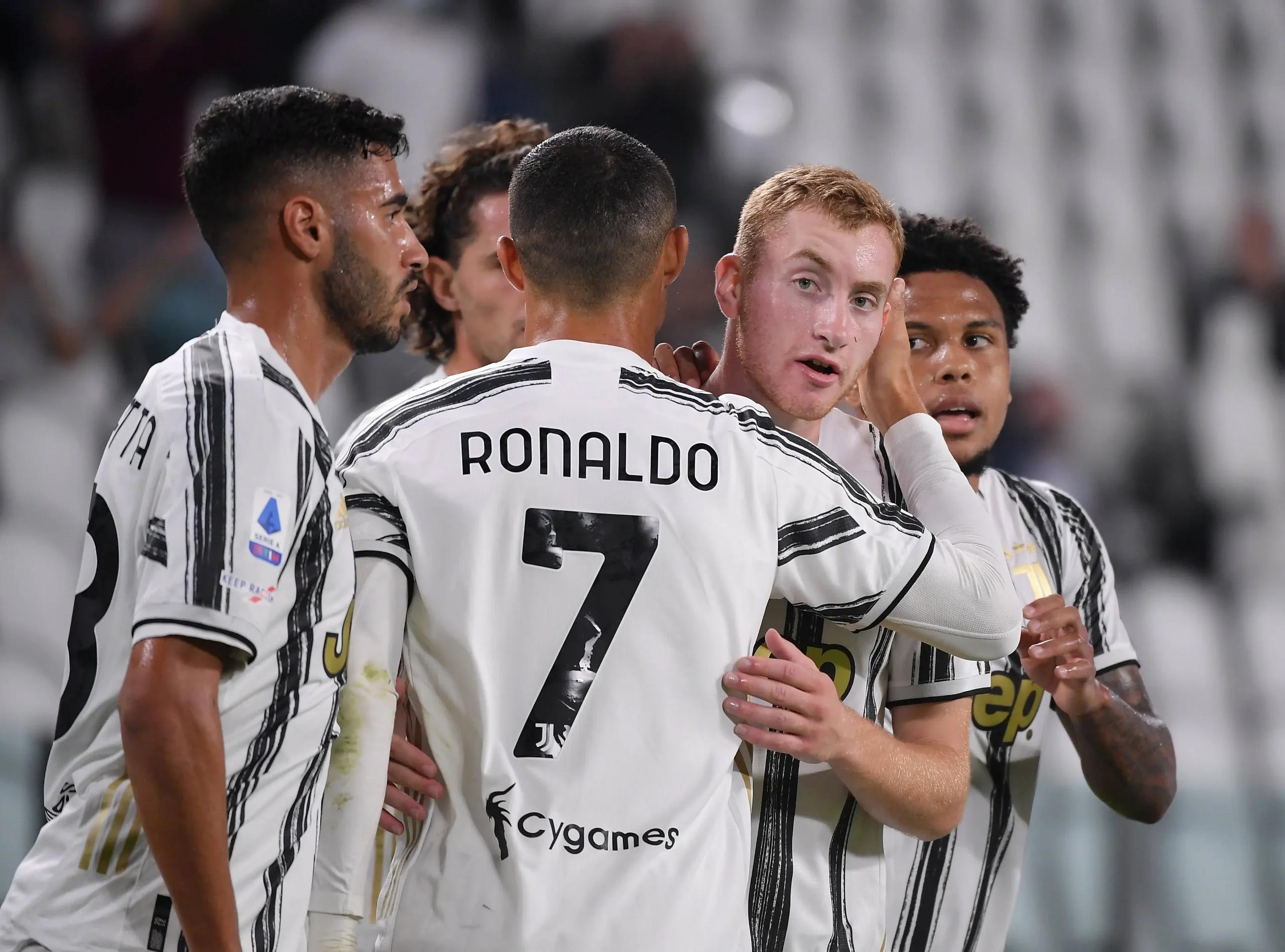 巴塞罗那与尤文图斯上演激烈角逐的简单介绍 巴塞罗那与尤文图斯上演激烈角逐的简单介绍