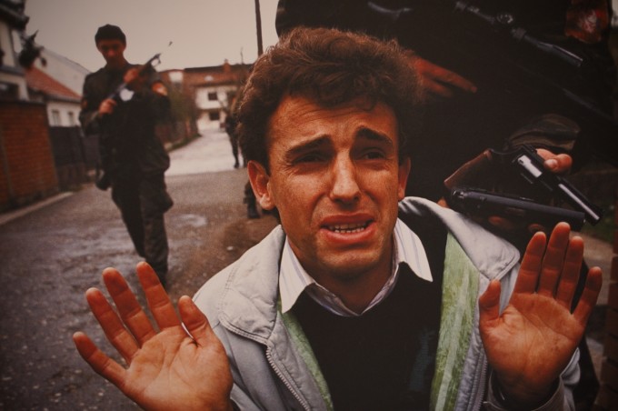 包含波黑队绝杀北马其顿队,赢得欧锦赛小组赛胜利的词条 包含波黑队绝杀北马其顿队,赢得欧锦赛小组赛胜利的词条