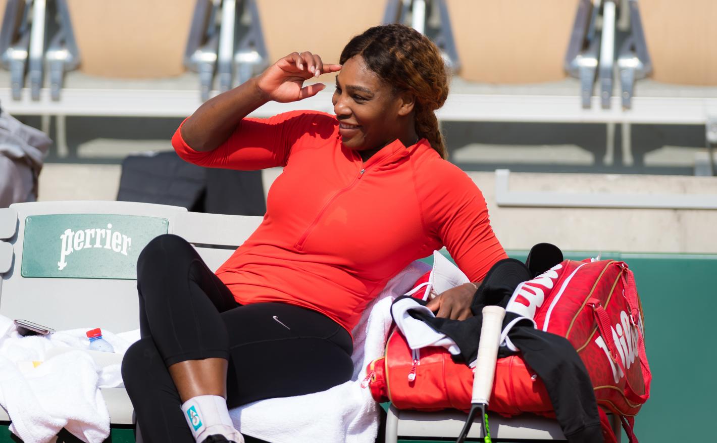 尼日利亚拳击手奋勇拼搏,夺得桂冠 尼日利亚拳击手奋勇拼搏,夺得桂冠