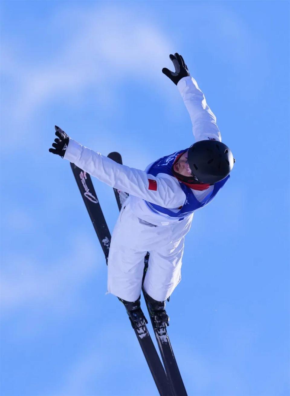 奥地利滑雪选手斩获金牌,技艺精湛的简单介绍 奥地利滑雪选手斩获金牌,技艺精湛的简单介绍