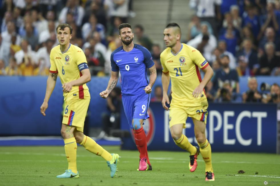 双方顽强拼抢,最终揭幕战落下帷幕的简单介绍 双方顽强拼抢,最终揭幕战落下帷幕的简单介绍