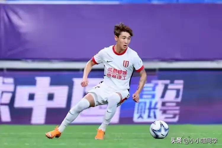 球队实力不凡,击败老牌豪强赢得比赛的简单介绍 球队实力不凡,击败老牌豪强赢得比赛的简单介绍