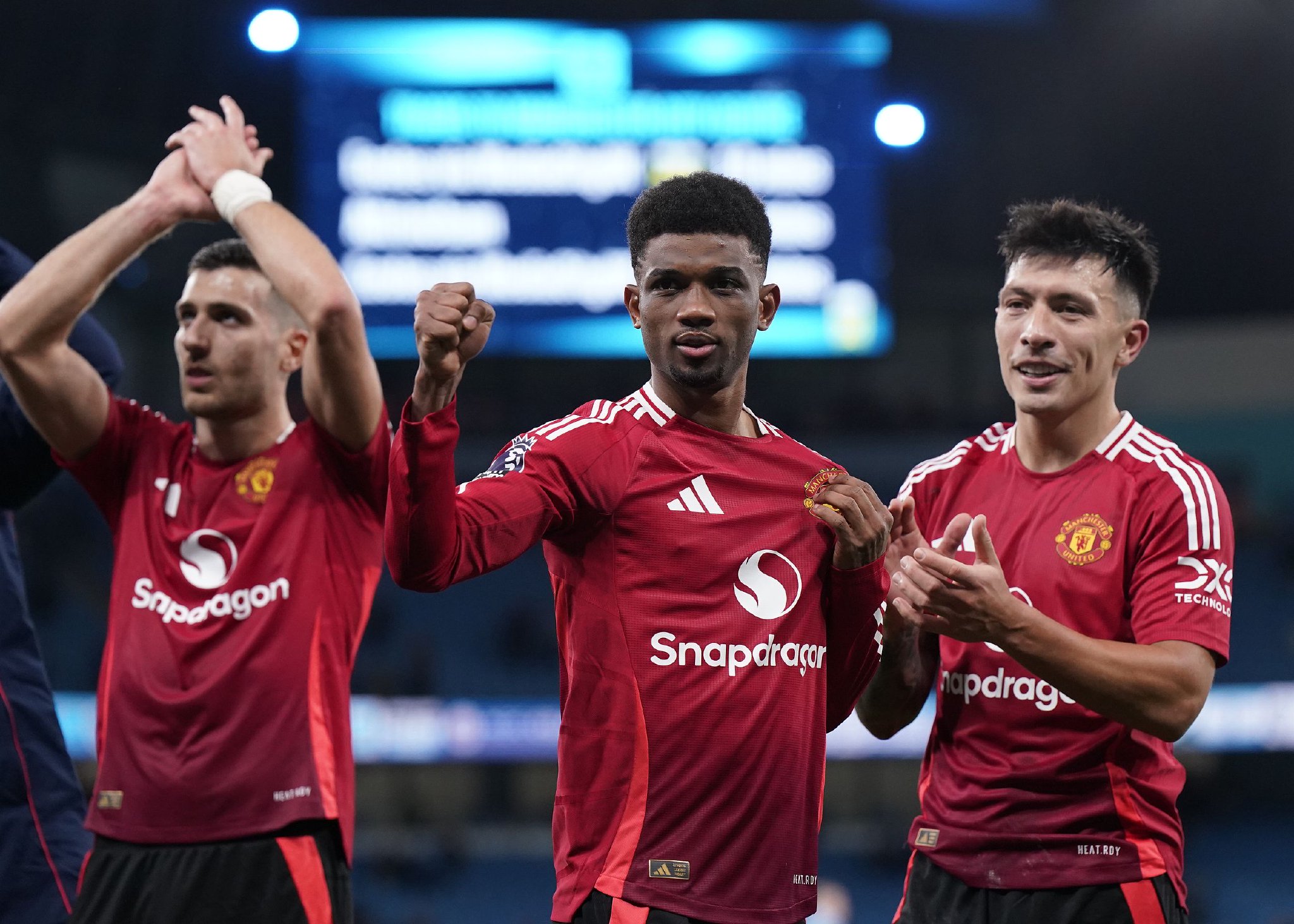 曼联主场完胜，球队全力冲击前四