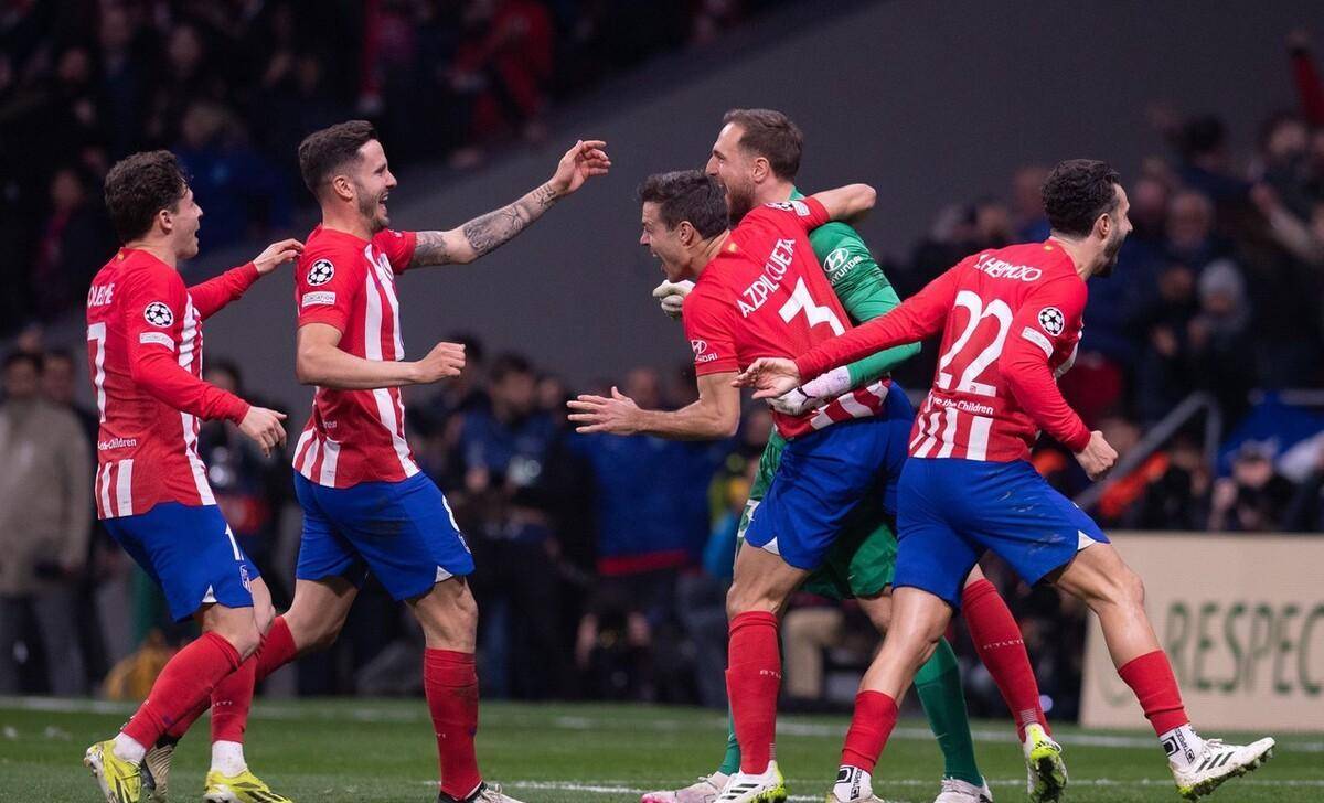 包含欧洲足坛大事件！国际赛事掀起球迷狂潮的词条