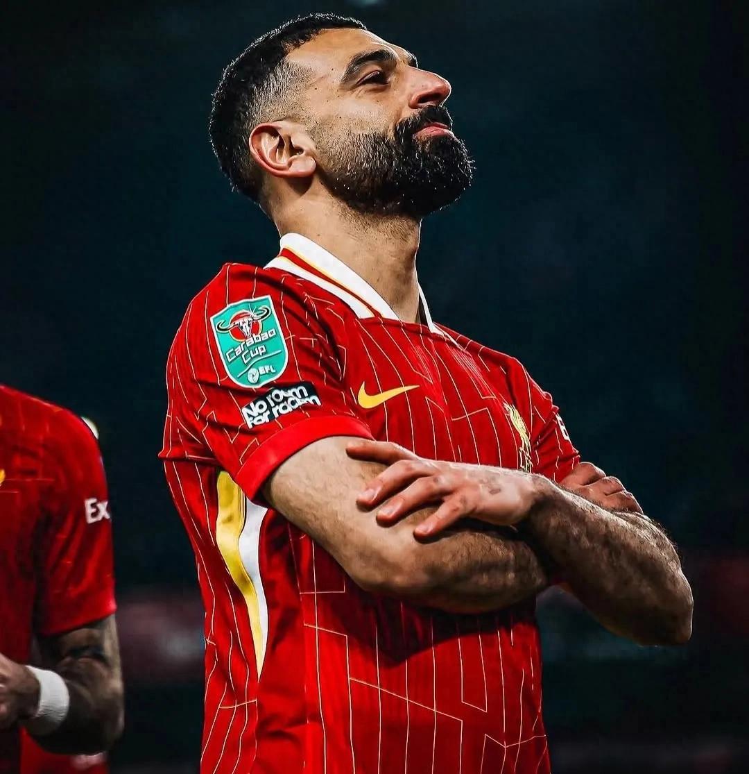 包含英格兰队战胜强敌,提前锁定欧预赛小组头名的词条 包含英格兰队战胜强敌,提前锁定欧预赛小组头名的词条