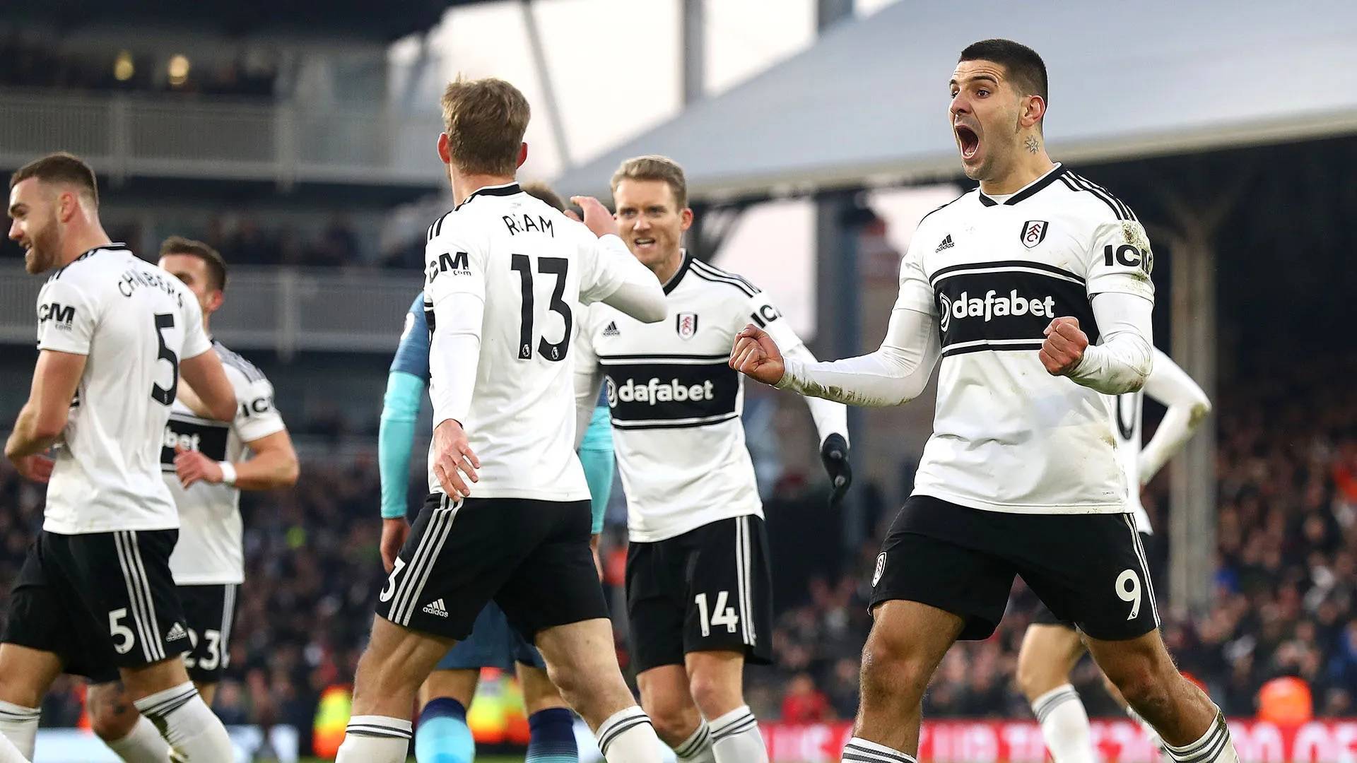 斯图加特主场实现绝杀，喜迎三分的简单介绍