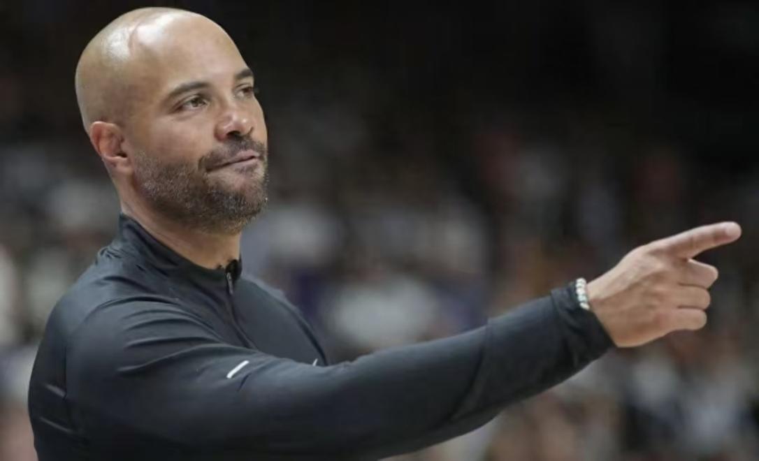 拉塞尔领衔篮网赢得关键胜利,晋级东部半决赛 拉塞尔领衔篮网赢得关键胜利,晋级东部半决赛