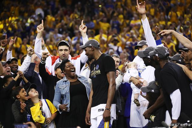 关于太阳接连取胜，保持领先优势的信息