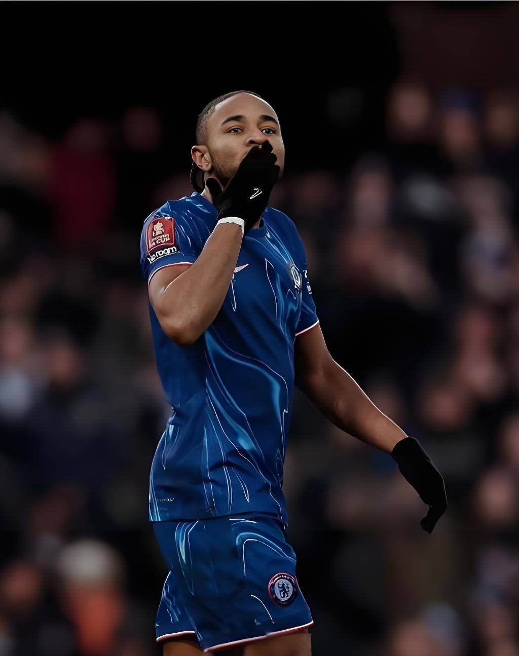 切尔西守门员表现出色，稳定球队防线