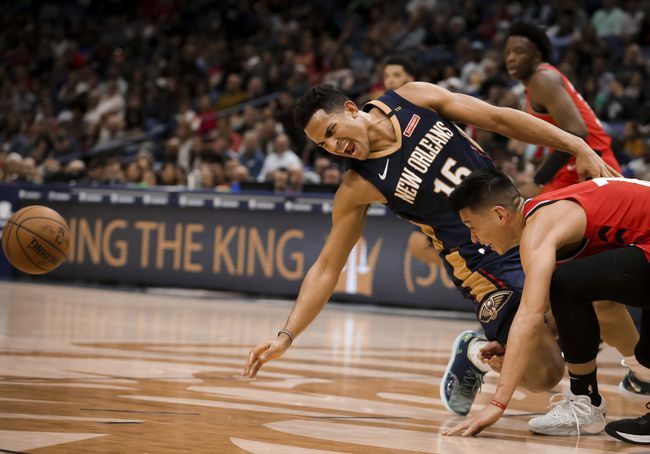 雄鹿再胜人，尤纳斯发挥关键作用的简单介绍