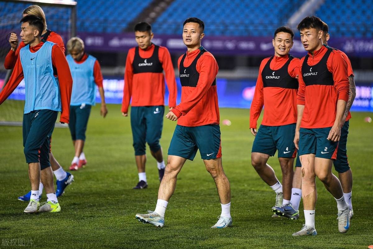 关于河南队在主场巩固优势，击败强劲对手的信息