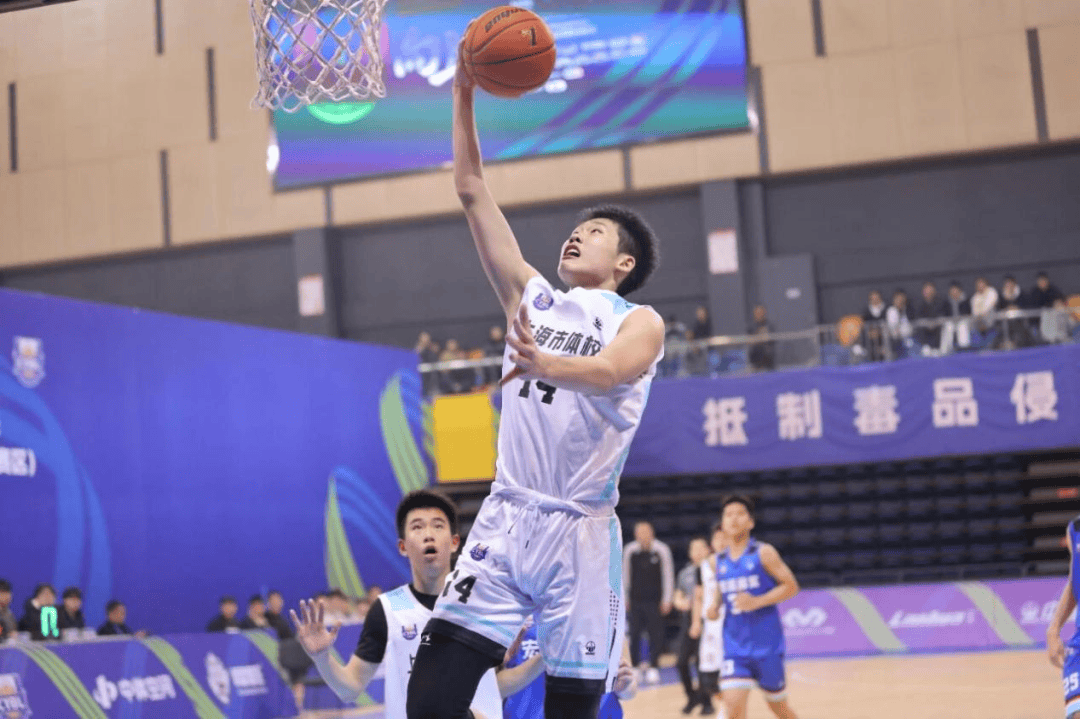 关于上海男篮实力不俗，实现连胜状态打破的信息